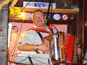 DSC00396 (1) (1).JPG